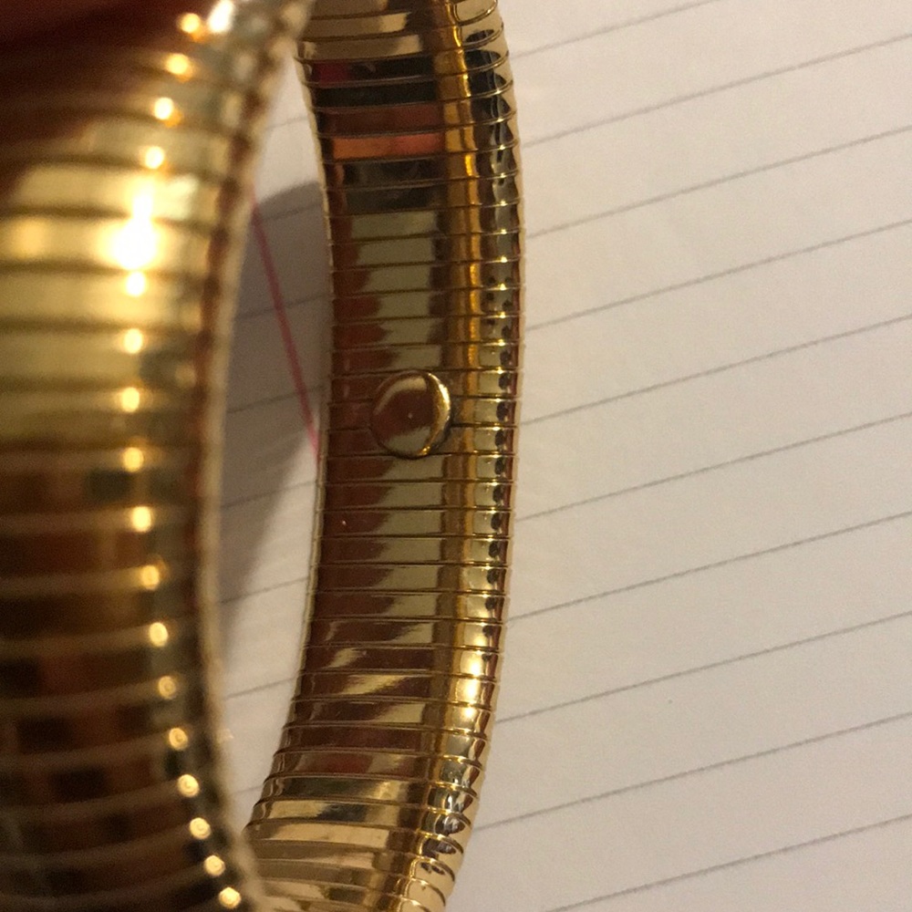 Gold Bangle - Picture 4 of 5